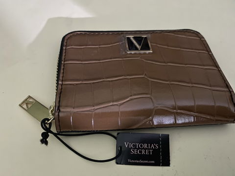 Hermosa Cartera Café de Victoria Secret