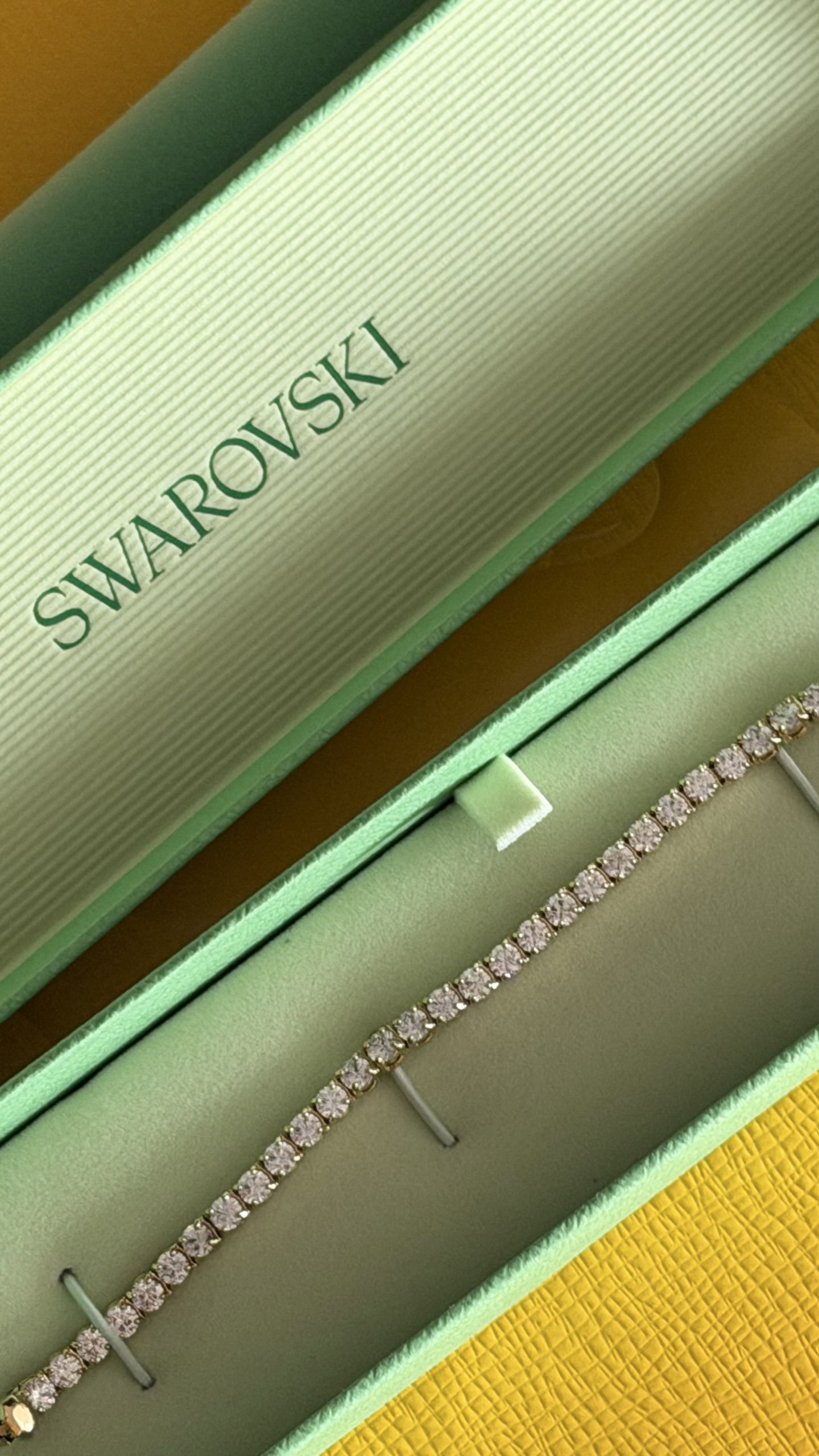 Brazalete Swarovski - Impecable