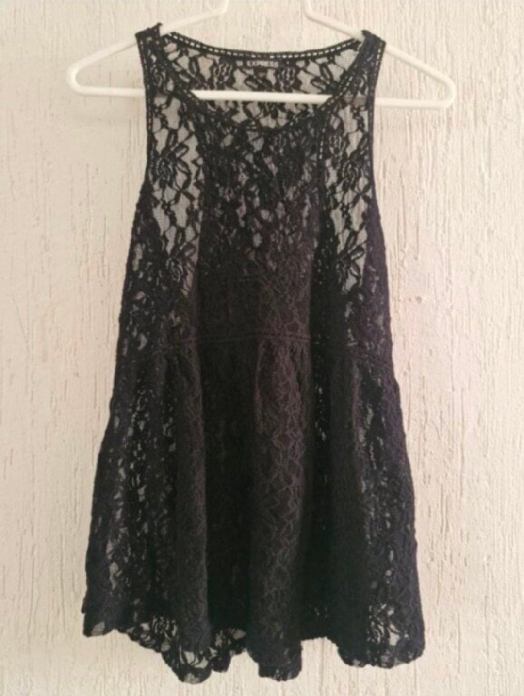 Blusa de encaje Express talla M 