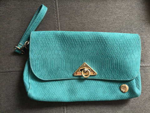 Clutch TERRAMAR, colorturquesa con textura