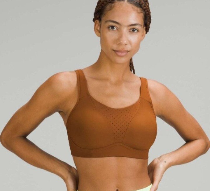 Brasier Deportivo Lululemon Talla 42D Nuevo