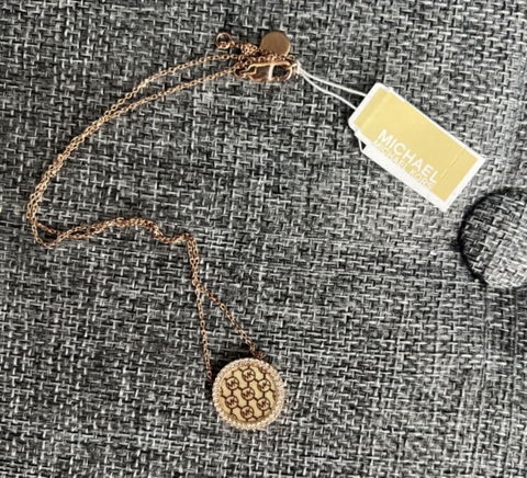 Collar nuevo Michael Kors