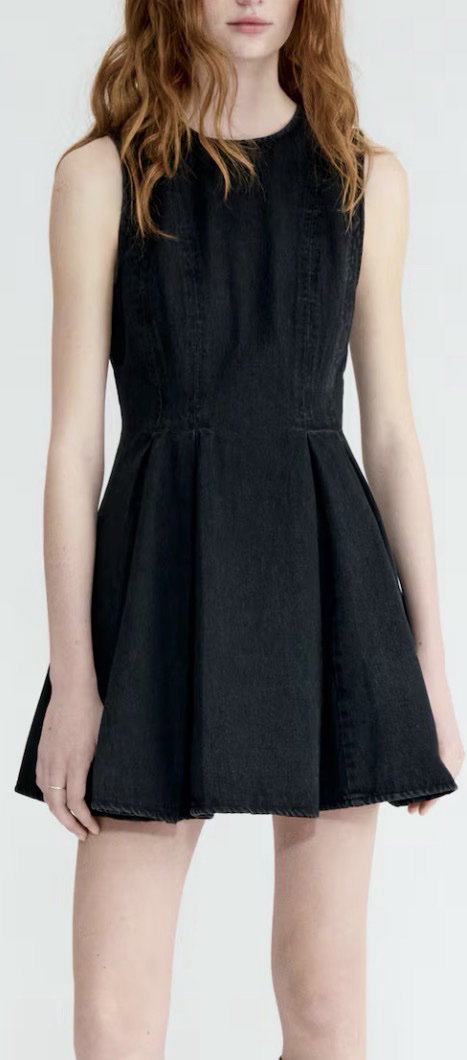 VESTIDO DE DENIM CON FALDA ACAMPANADA H&M 