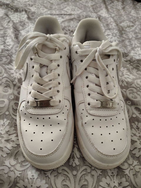 Tenis