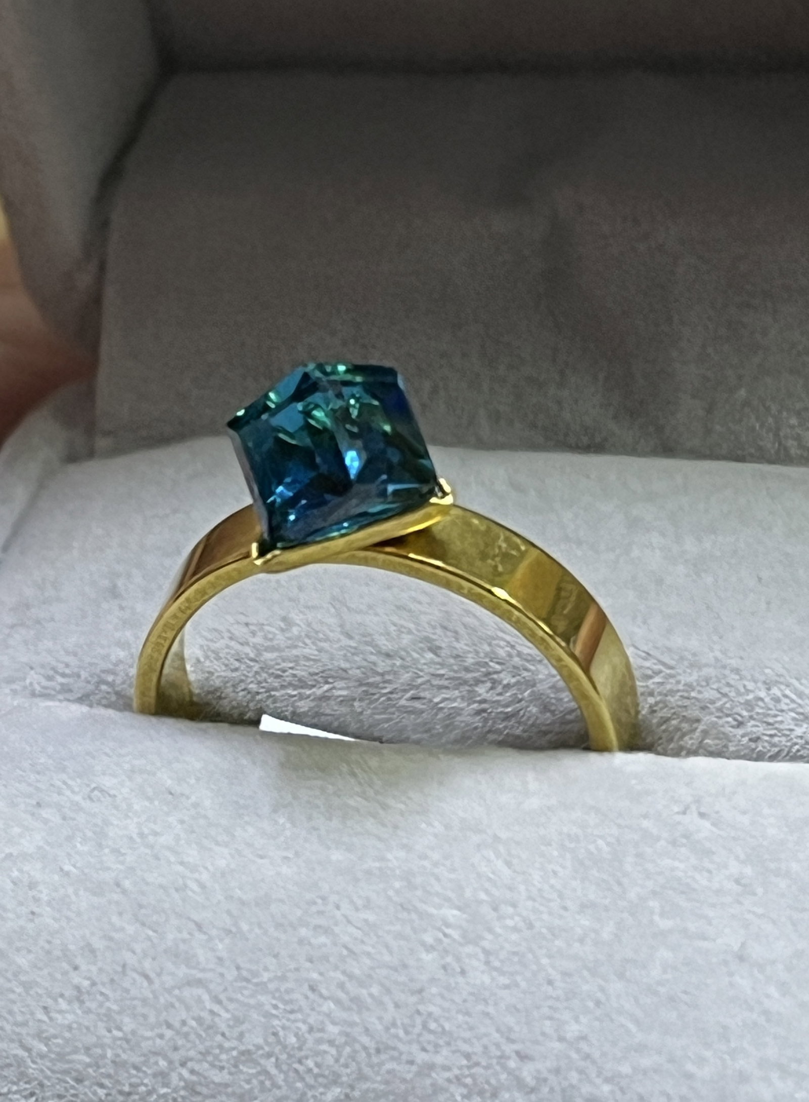 Anillo acero inoxidable cristal 