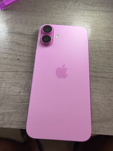 iPhone 16 plus rosa
