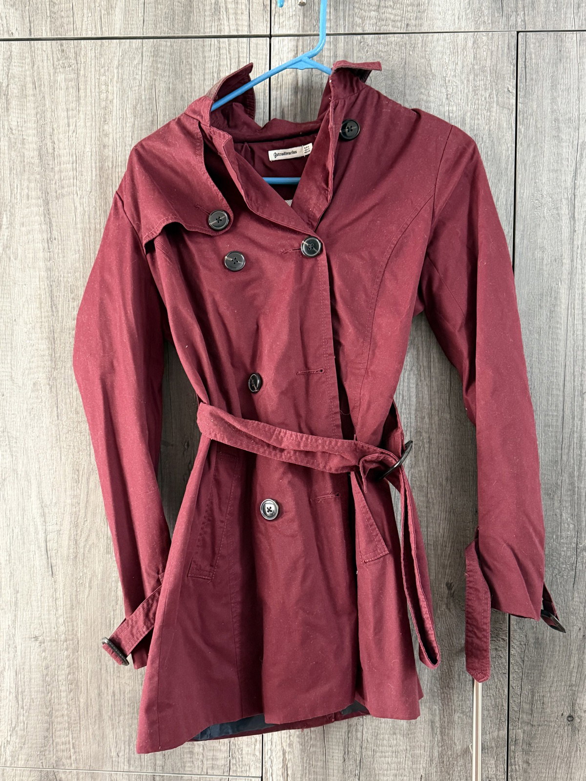 Saco color vino Stradivarius talla S en perfectas condiciones