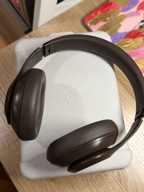 Beats Studio Pro - Audífonos Inalámbricos