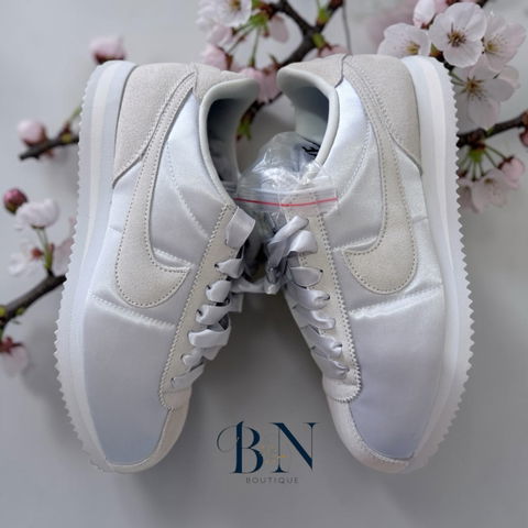 ✨ Nike Cortez Platinum ✨