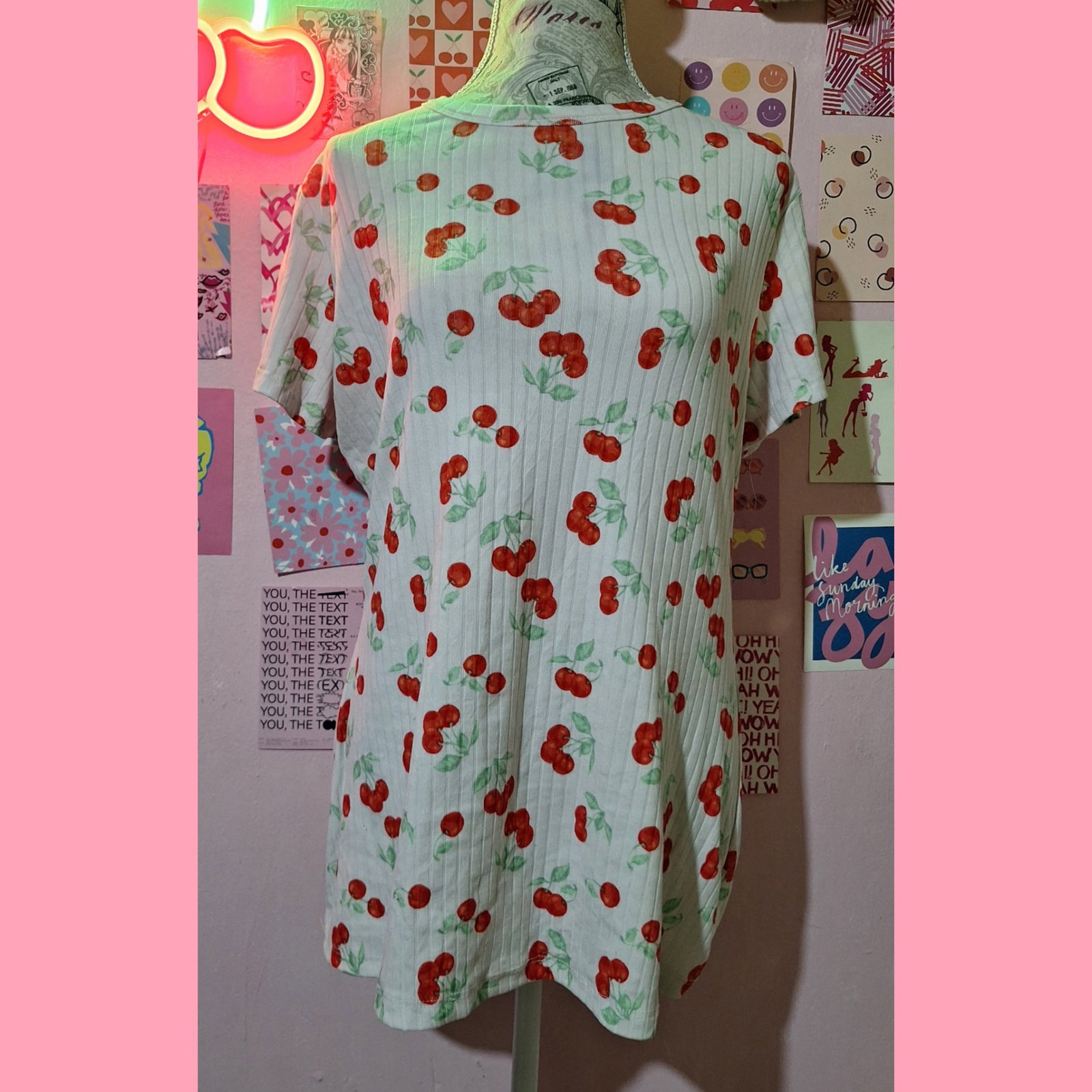 Blusa blanca con cerezas talla 1XL