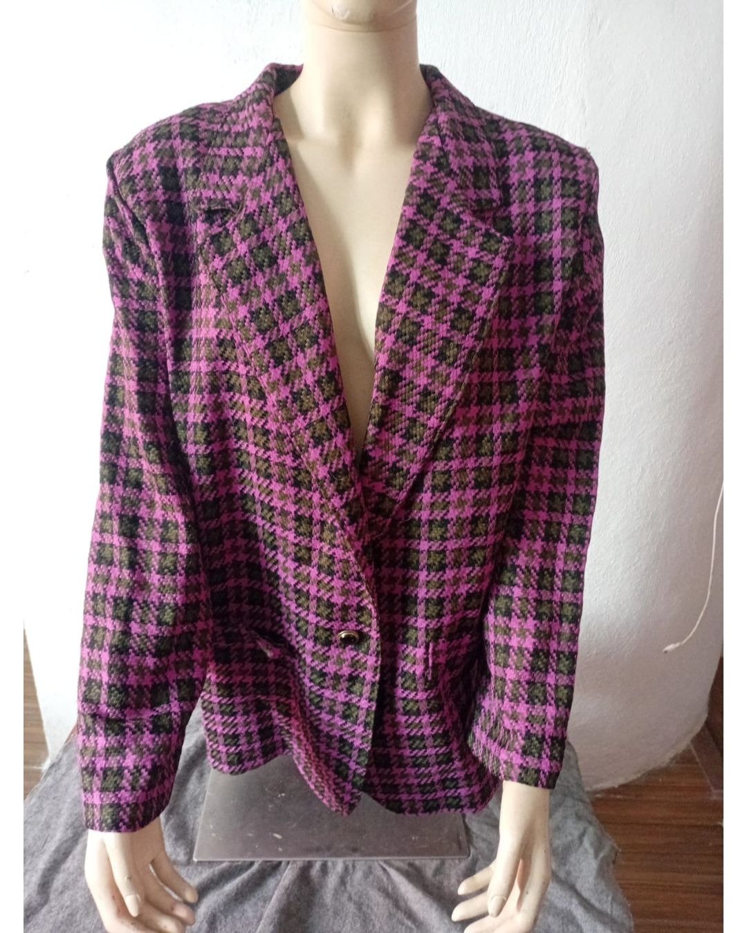 Blazer VINTAGE a Cuadros Fucsia y Negro