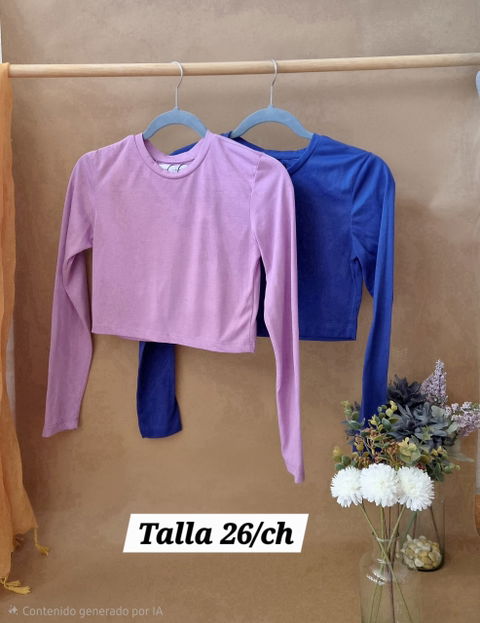 Crop top manga larga