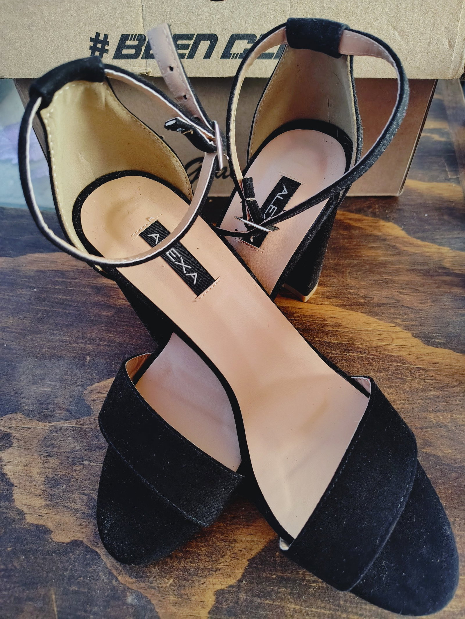 ZAPATILLAS ABIERTAS ALEXIA NEGRAS TACÓN