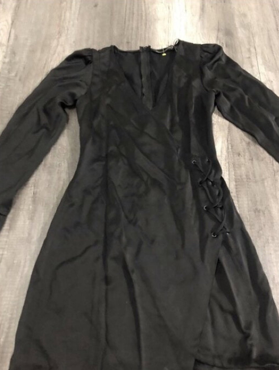 Vestido Satinado Negro Talla XS Zara Trafaluc - Como Nuevo