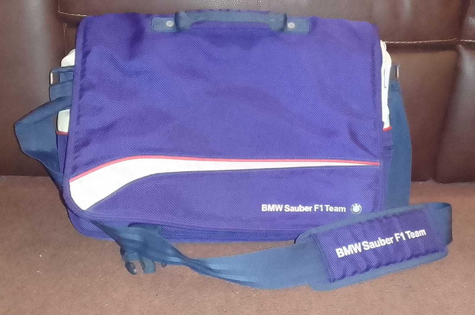 Porta Laptop BMW Sauber F1 Team en excelentes condiciones