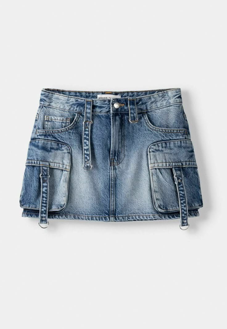 Mini falda Bershka talla 26 en excelente estado