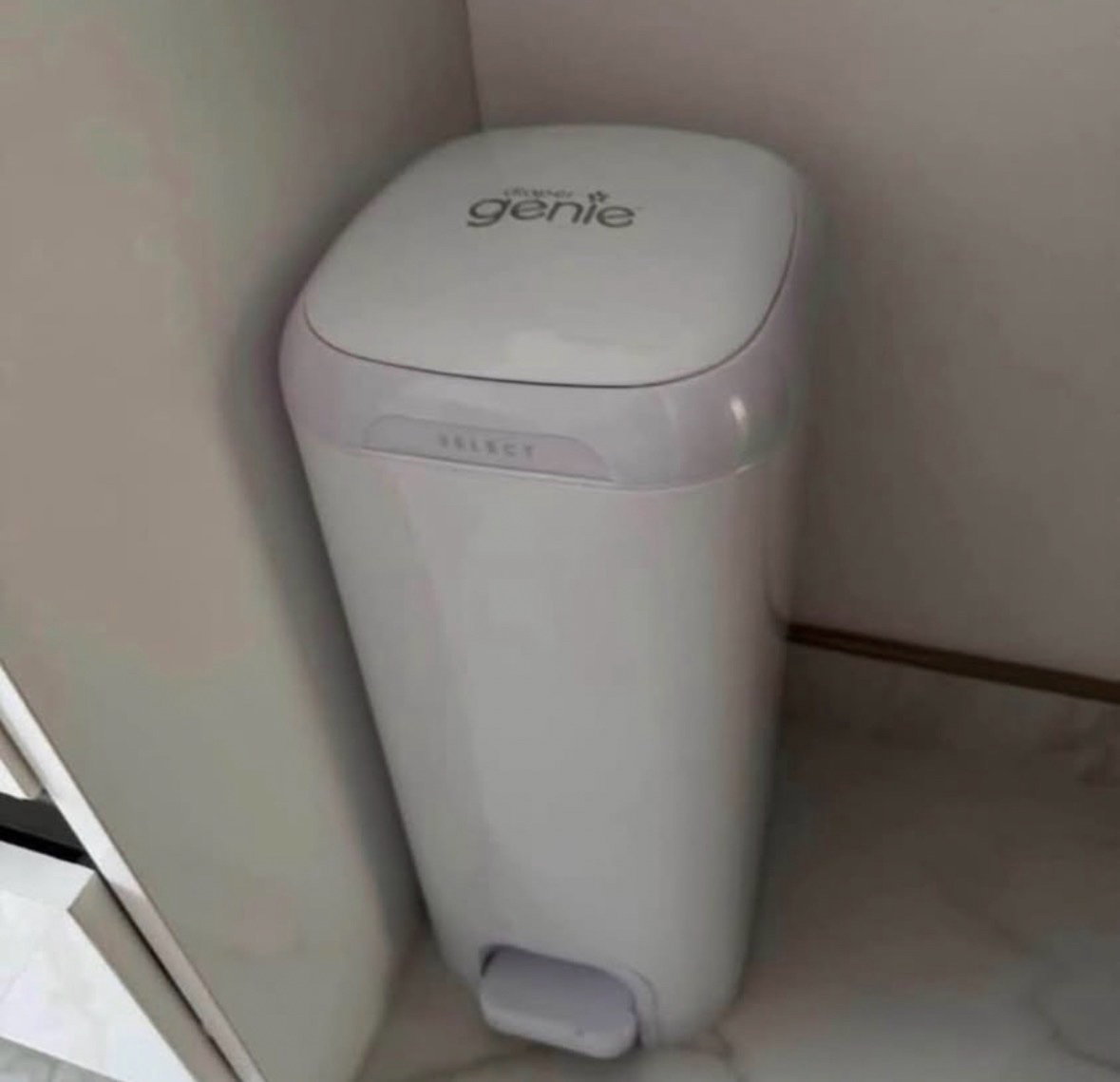 Bote de pañales para bebés nuevos 