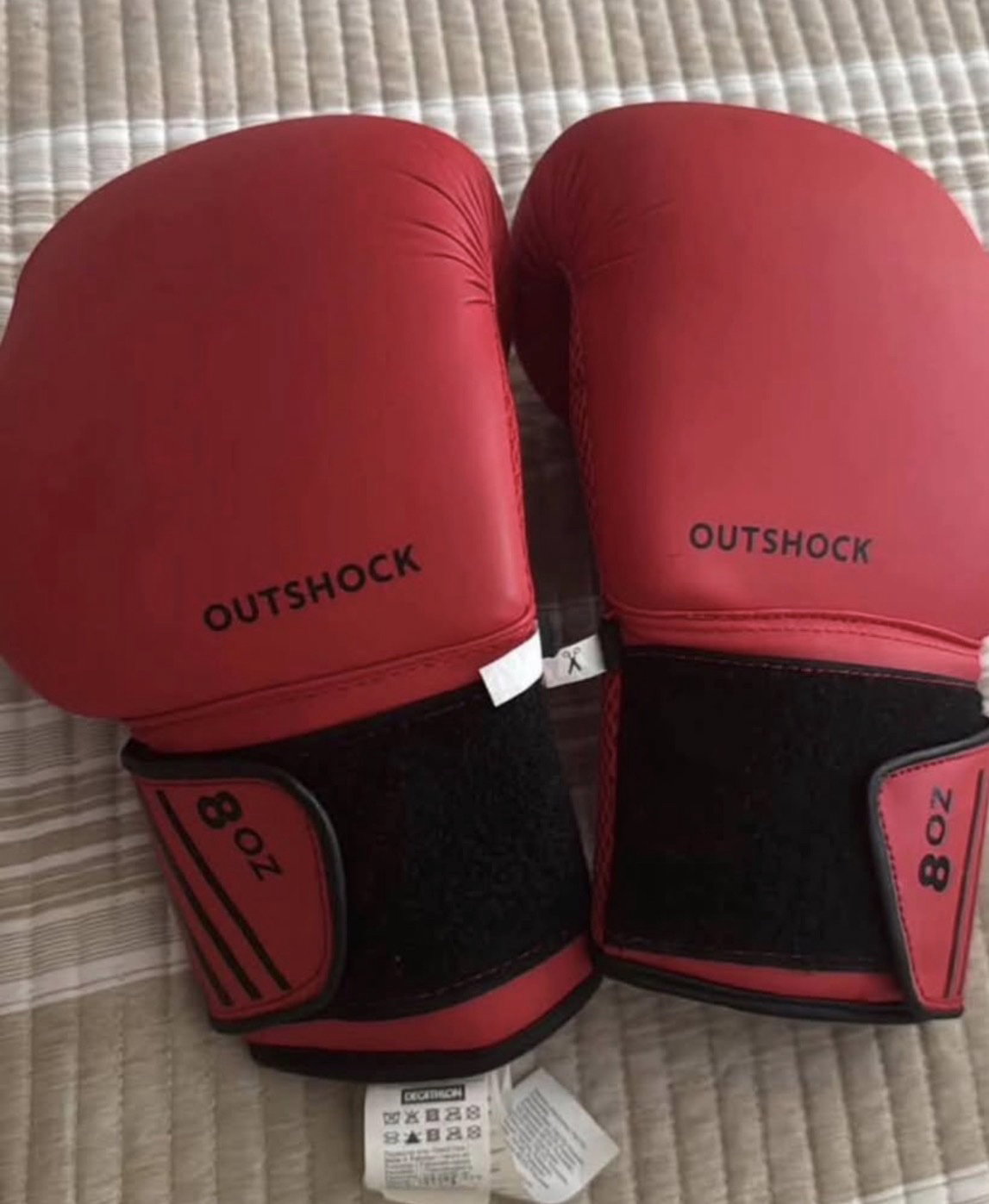 Guantes outshock 8oz nuevos 