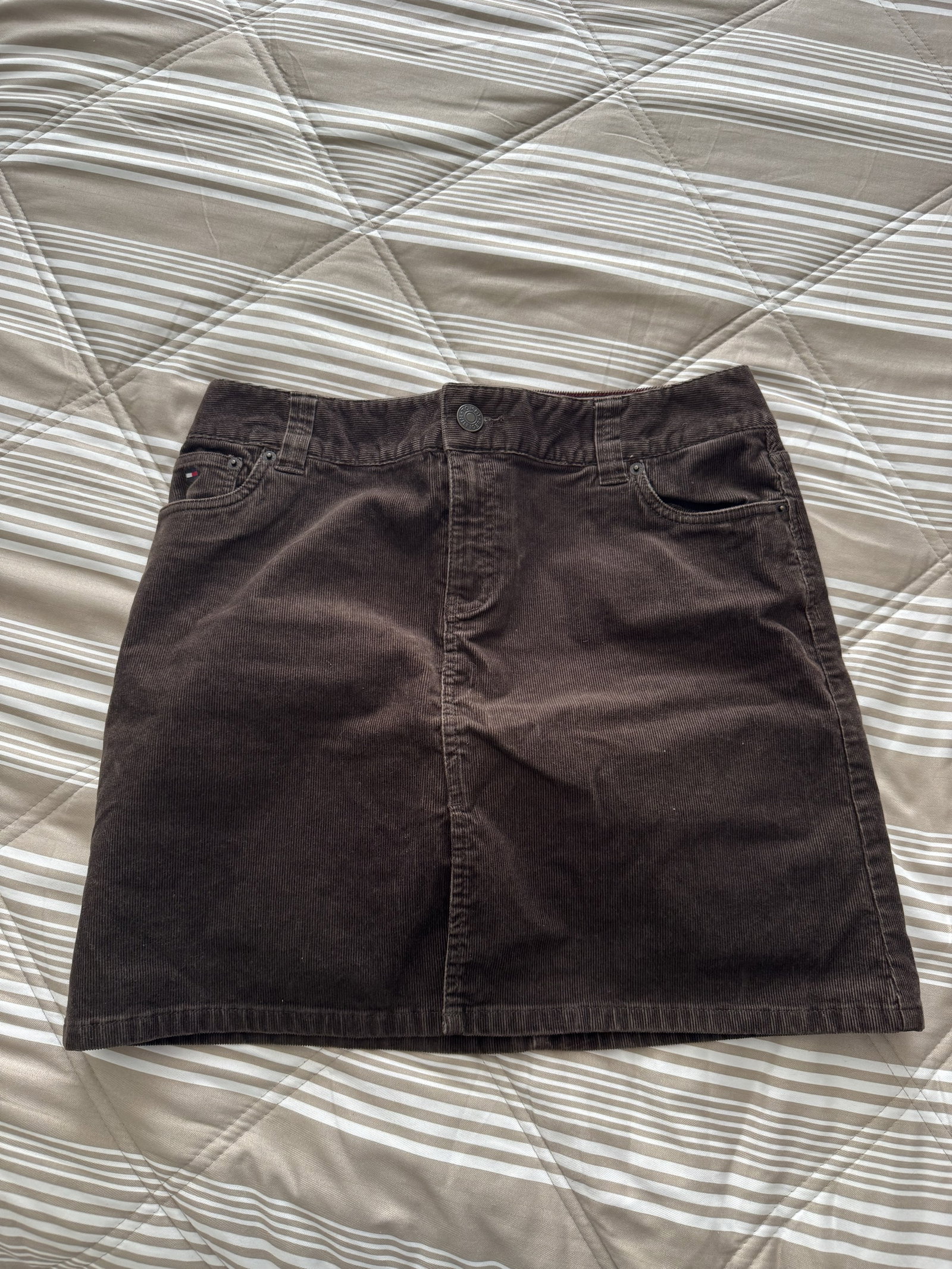 Falda Tommy Hilfiger Talla 10 - Usada en Buen Estado
