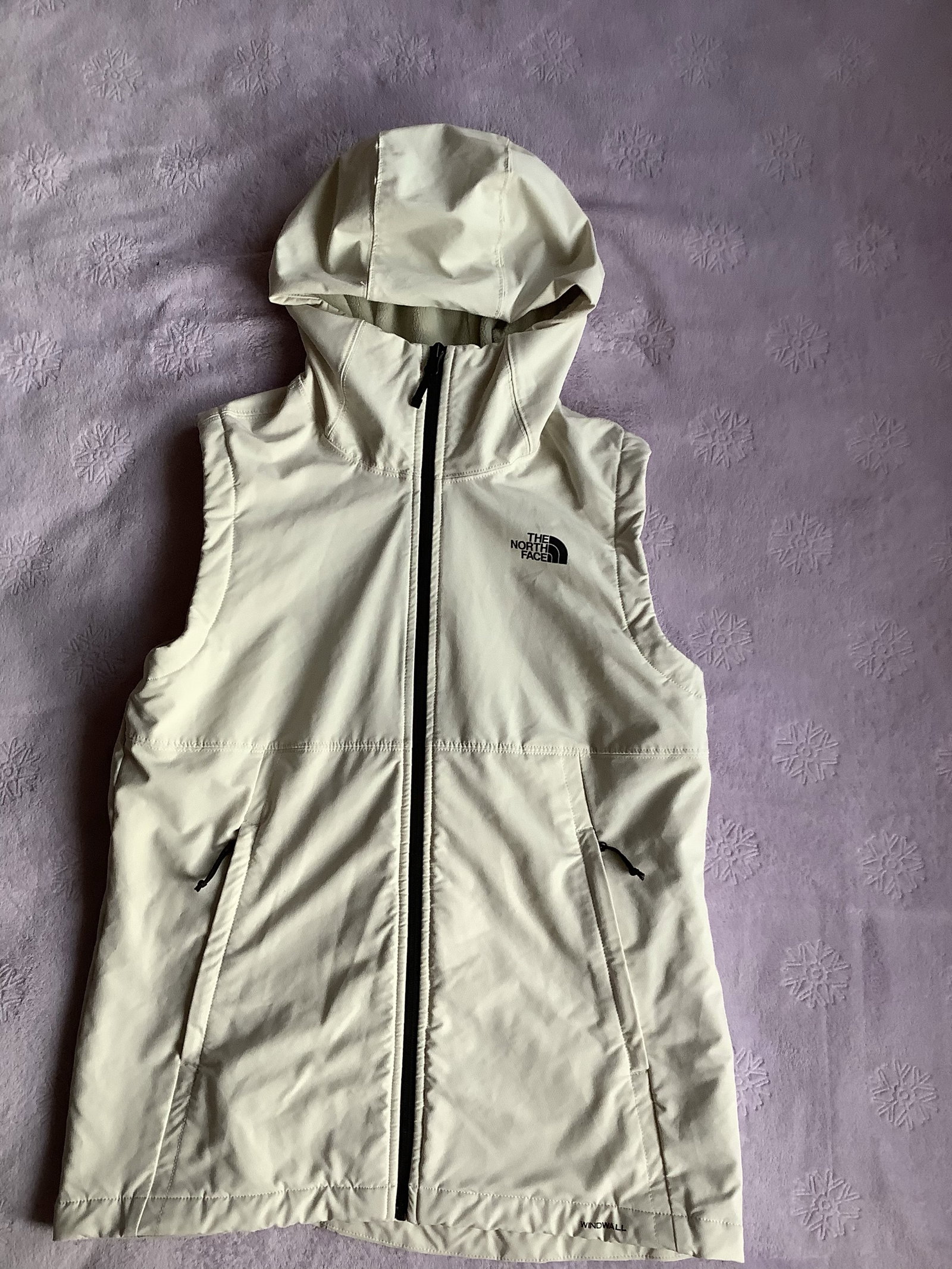 Chaleco The North Face Beige Wind Wall como nueva