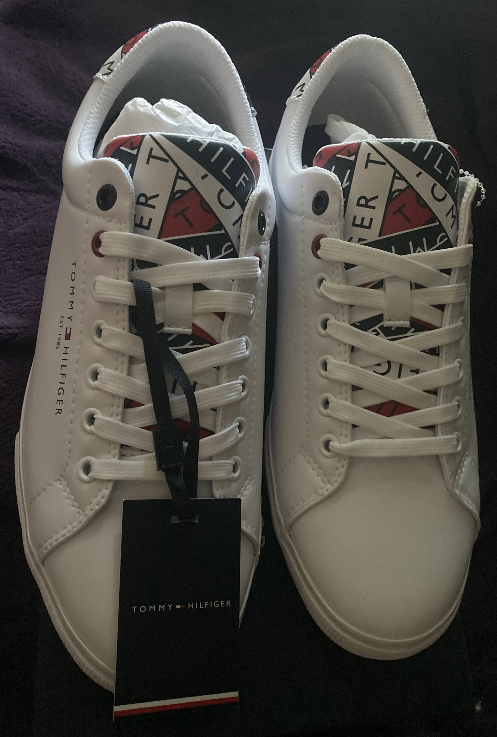 Tenis Tommy Hilfiger 26.5 nuevos blancos