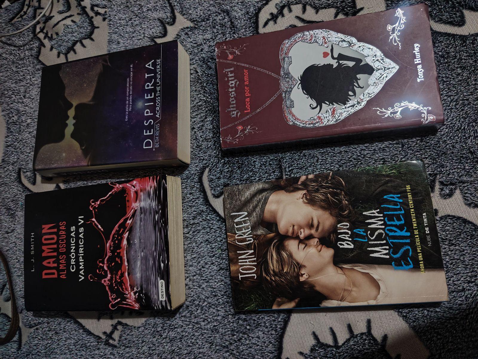 SET DE 4 LIBROS VARIADOS
