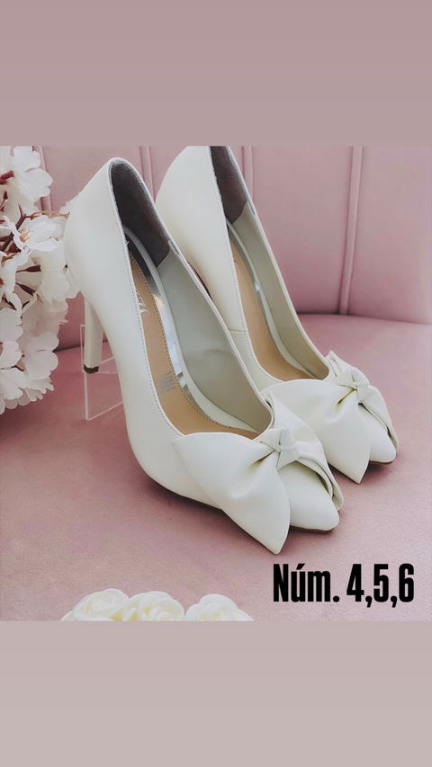 Zapatos de tacón blanco con moño - Números 4, 5 y 6